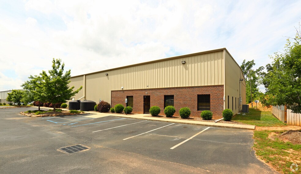 181 Winhill Rd, Columbia, SC for sale - Building Photo - Image 1 of 1