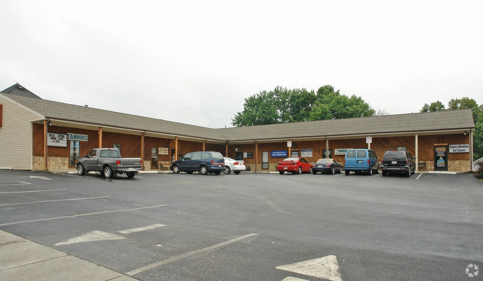223 W Virginia Ave, Vinton, VA 24179 Retail for Sale