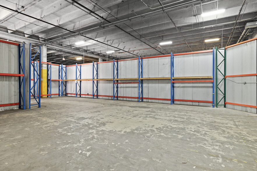 ReadySpaces Doral - Warehouse