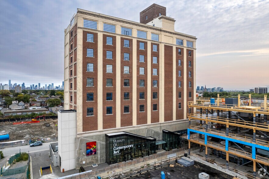 158 Sterling Rd, Toronto, ON for lease - Building Photo - Image 1 of 3