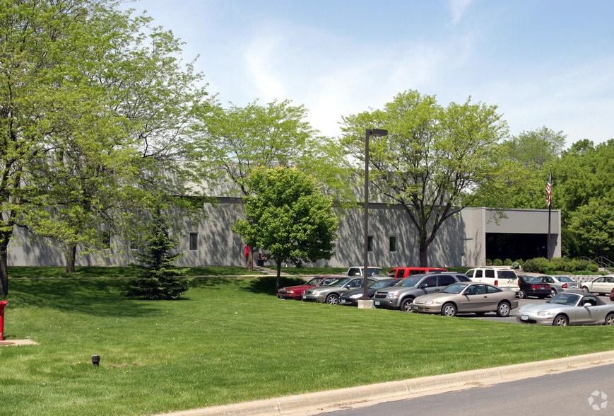 7550 Corporate Way, Eden Prairie, MN for lease - Building Photo - Image 2 of 10