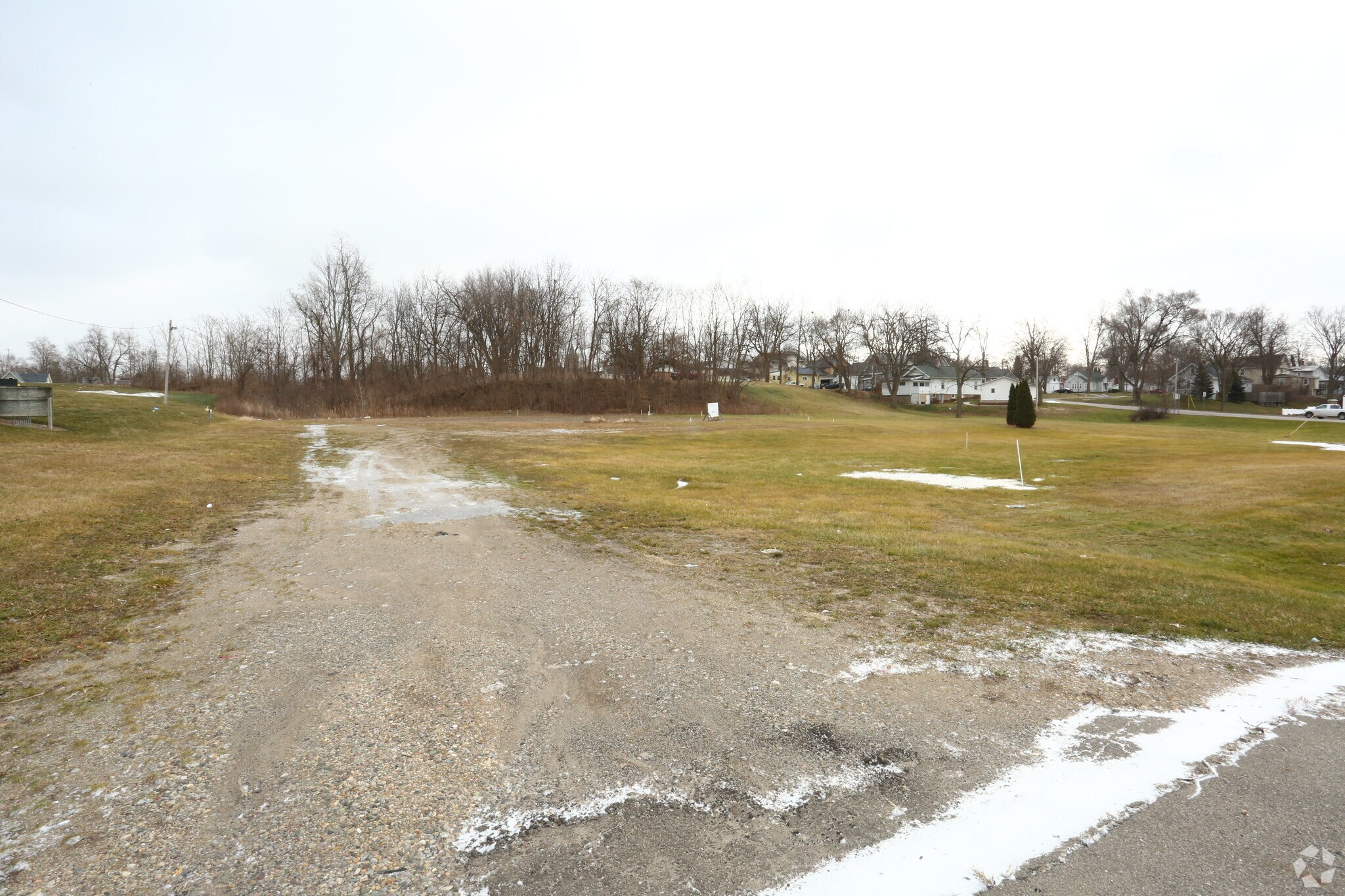 100 N Meridian Rd, Hudson, MI for sale Primary Photo- Image 1 of 1