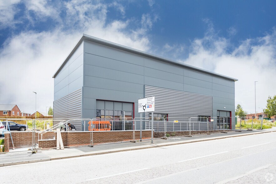 Cakemore Rd, Rowley Regis, B65 0QT