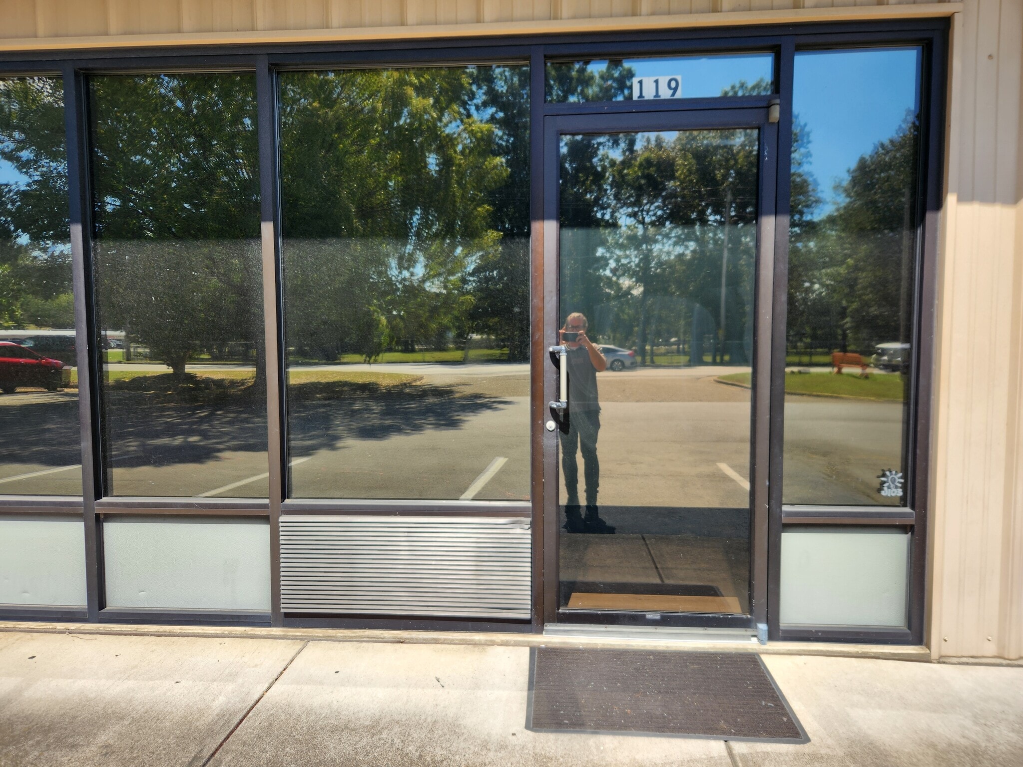 4119 Hixson Pike, Chattanooga, TN for lease Interior Photo- Image 1 of 7