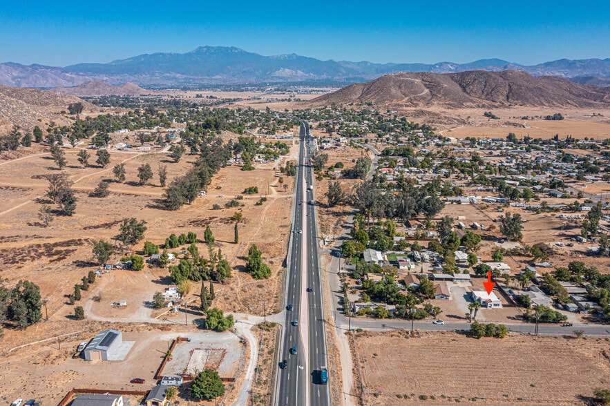 26380 Green Ave, Hemet, CA for sale - Building Photo - Image 3 of 30