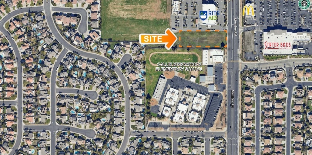 SWQ Newport Rd, Menifee, CA for lease Building Photo- Image 1 of 3