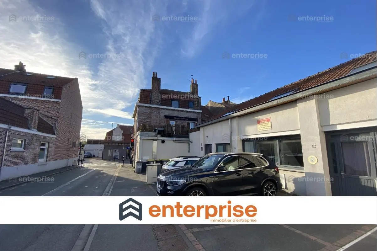 Office in Wambrechies for lease Building Photo- Image 1 of 8