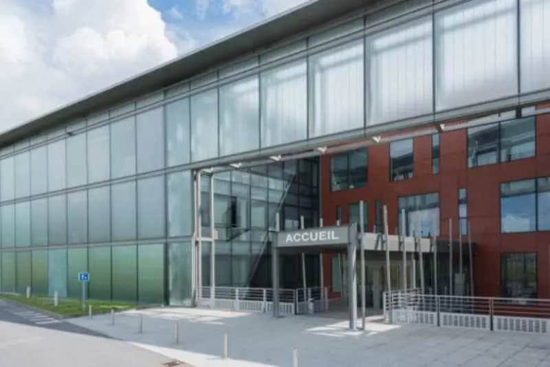 23 Rue General Valerie Andre, Vélizy-Villacoublay for lease - Building Photo - Image 2 of 13