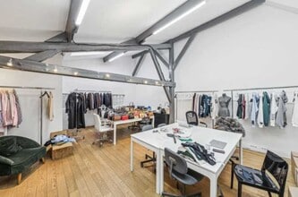 Office in Paris for sale Interior Photo- Image 1 of 2