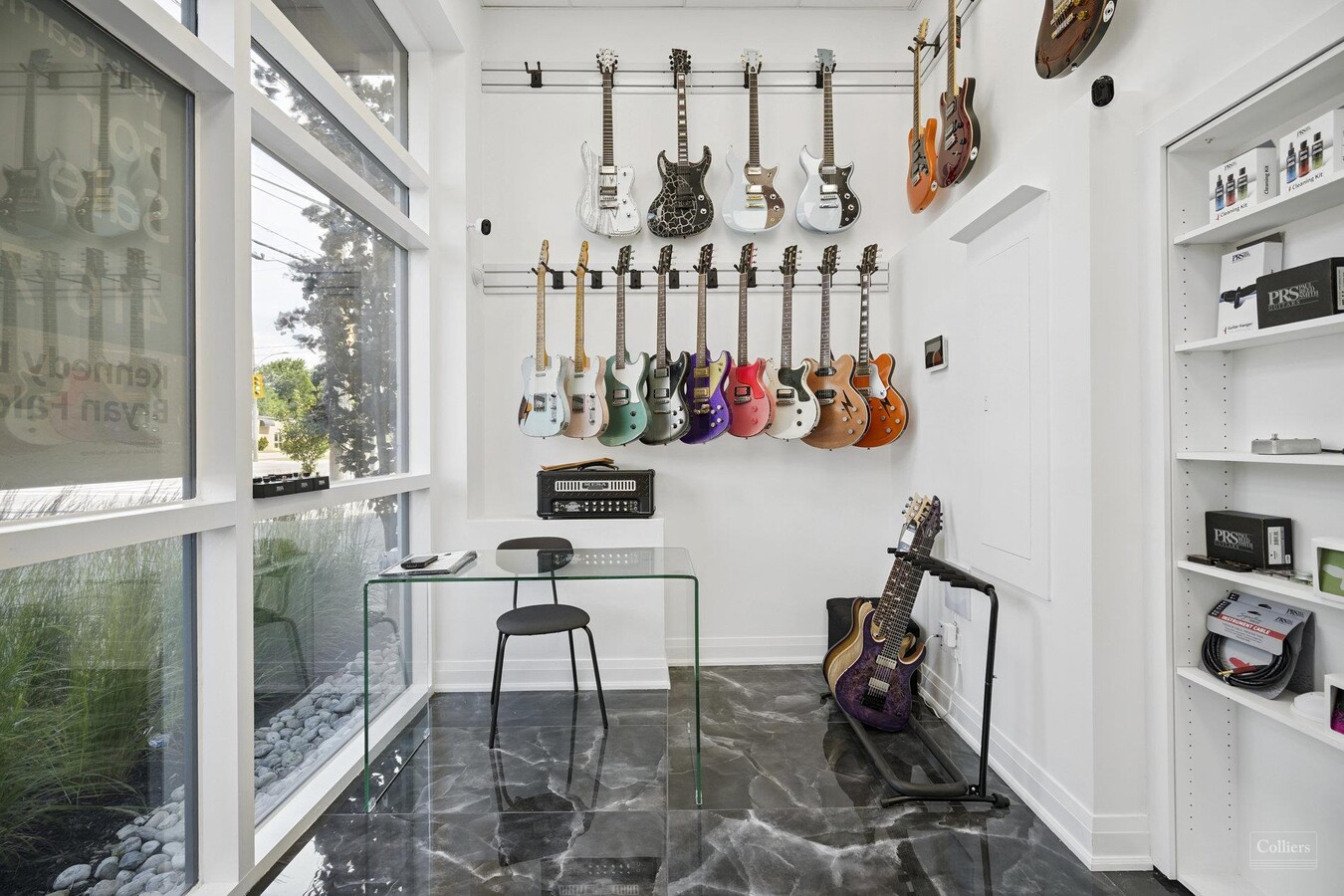 34 Plains Rd E, Burlington, ON L7T 1E9 - Unit 102 -  - Interior Photo - Image 1 of 3