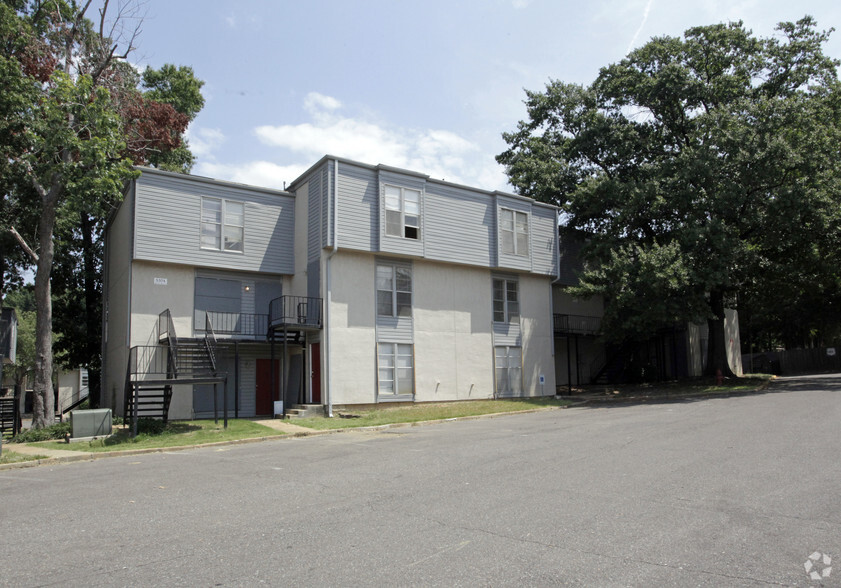 3130 S Mendenhall Rd, Memphis, TN for sale - Building Photo - Image 2 of 3