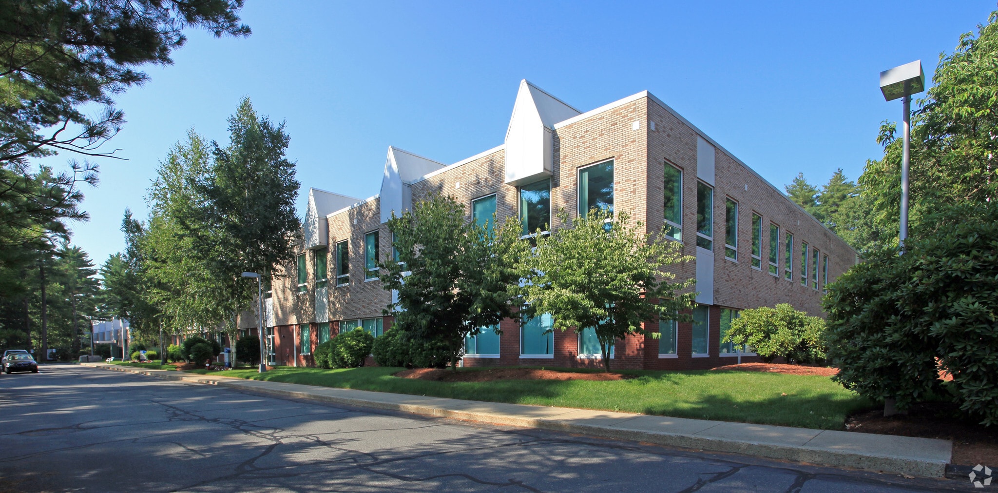 28 Crosby Dr, Bedford, MA for lease Building Photo- Image 1 of 16