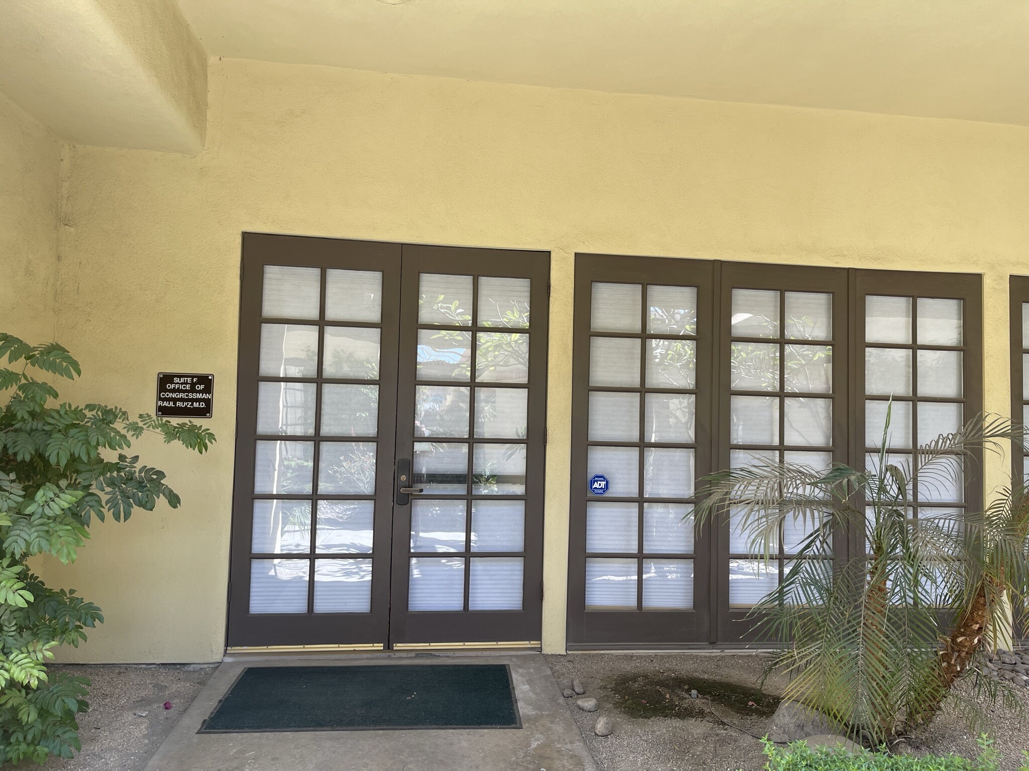 43875 Washington St, Palm Desert, CA for lease Building Photo- Image 1 of 14