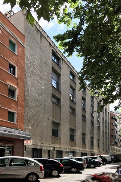 Calle Torres de Miranda, 8-12, Madrid, Madrid for lease - Primary Photo - Image 1 of 1