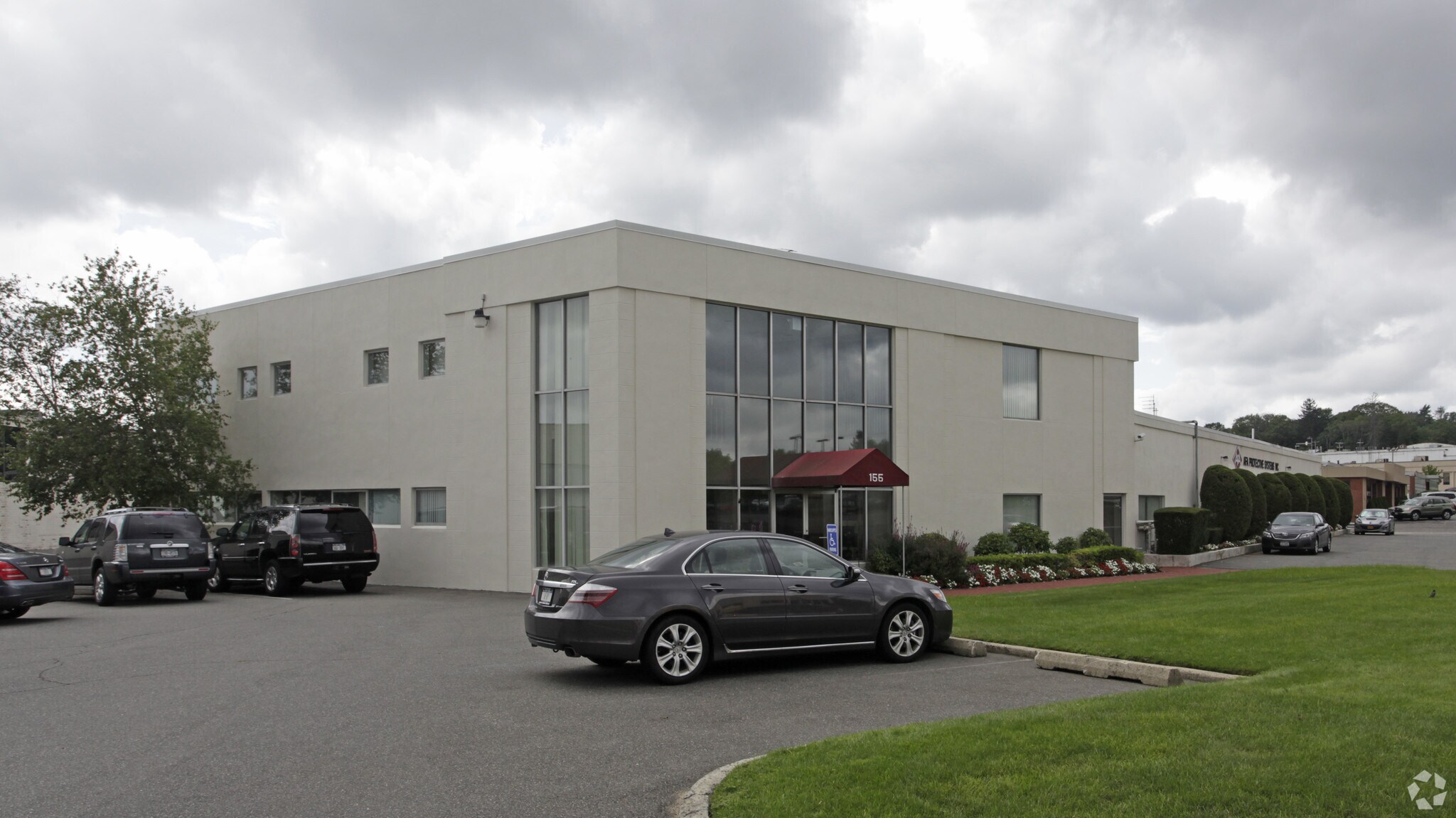 155 Michael Dr, Syosset, NY for sale Building Photo- Image 1 of 1