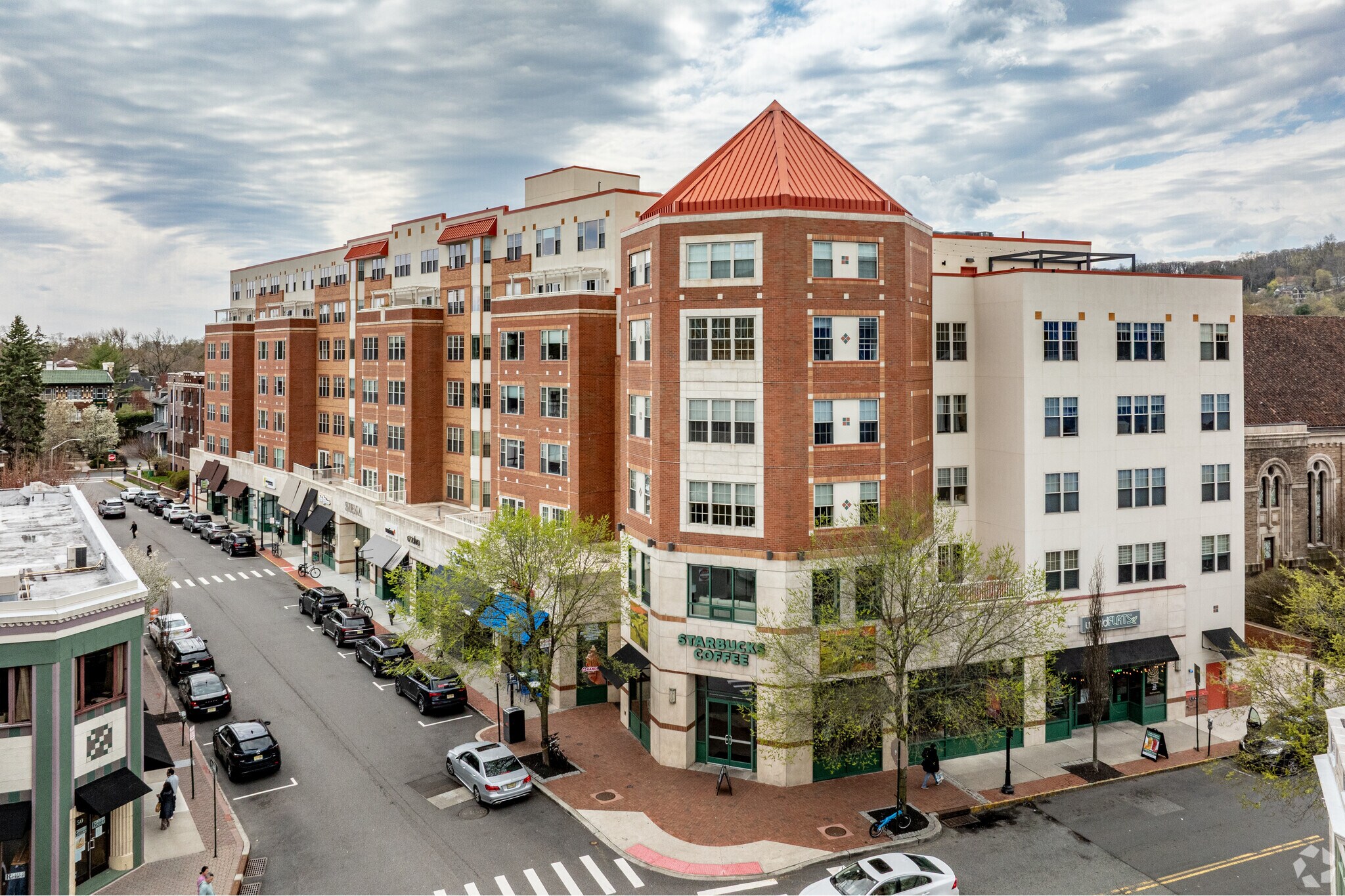 42 Park St, Montclair, NJ for lease Primary Photo- Image 1 of 33