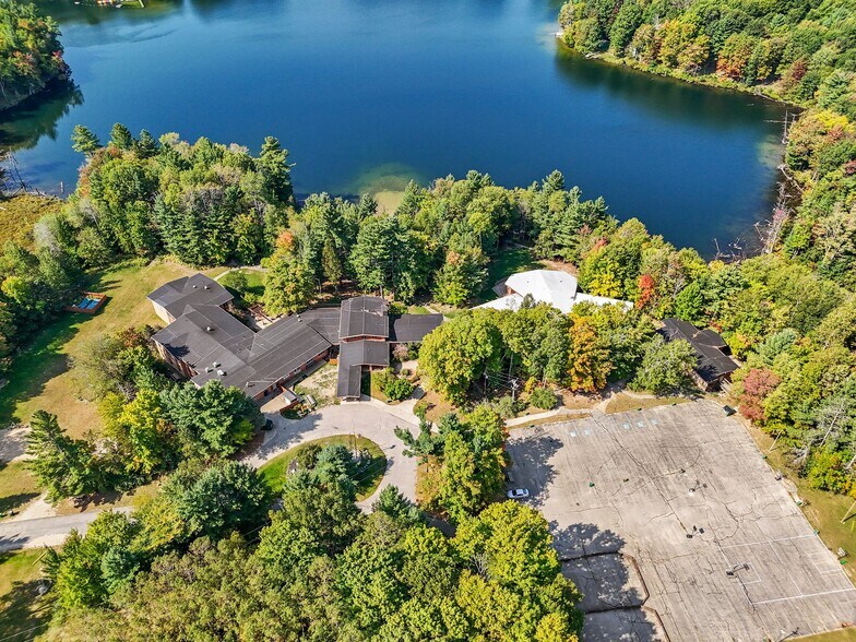 14901 4 H Dr, Tustin, MI for sale - Primary Photo - Image 1 of 1