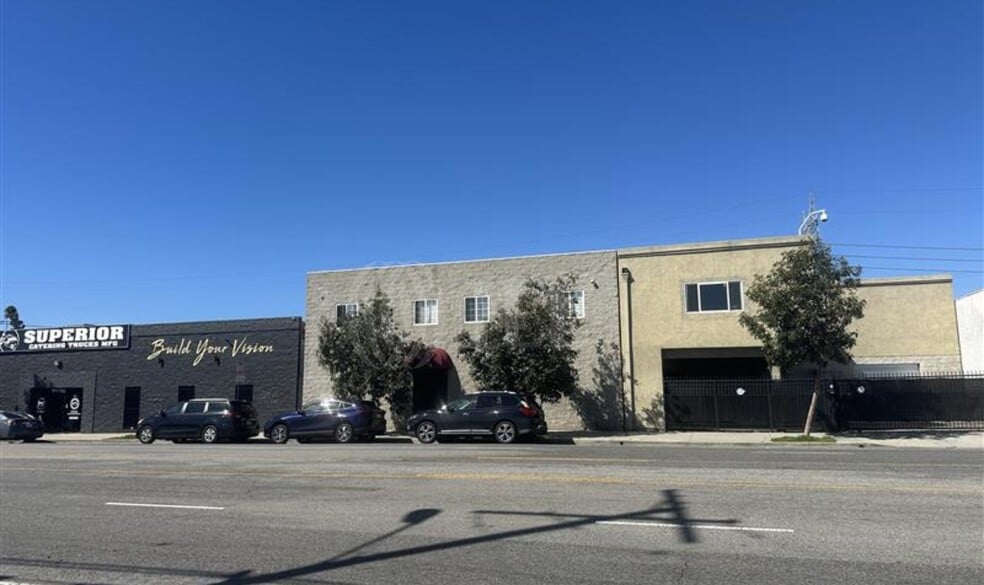 8837 Lankershim Blvd, Sun Valley, CA for lease - Building Photo - Image 1 of 13
