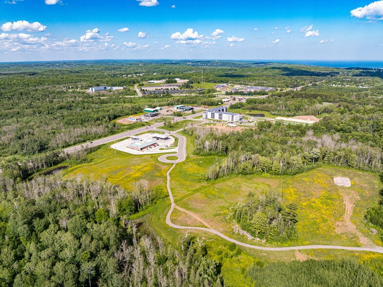 Arrowhead Road, Duluth, MN for sale - Building Photo - Image 2 of 10