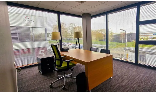 Office in Le Coudray for lease Interior Photo- Image 1 of 5