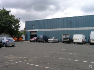 126 Rickmansworth Rd, Watford for sale Primary Photo- Image 1 of 1