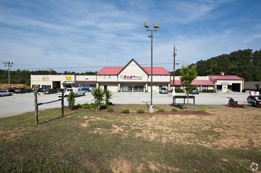 4289-4301 N Expressway, Hampton, GA for sale - Primary Photo - Image 1 of 64