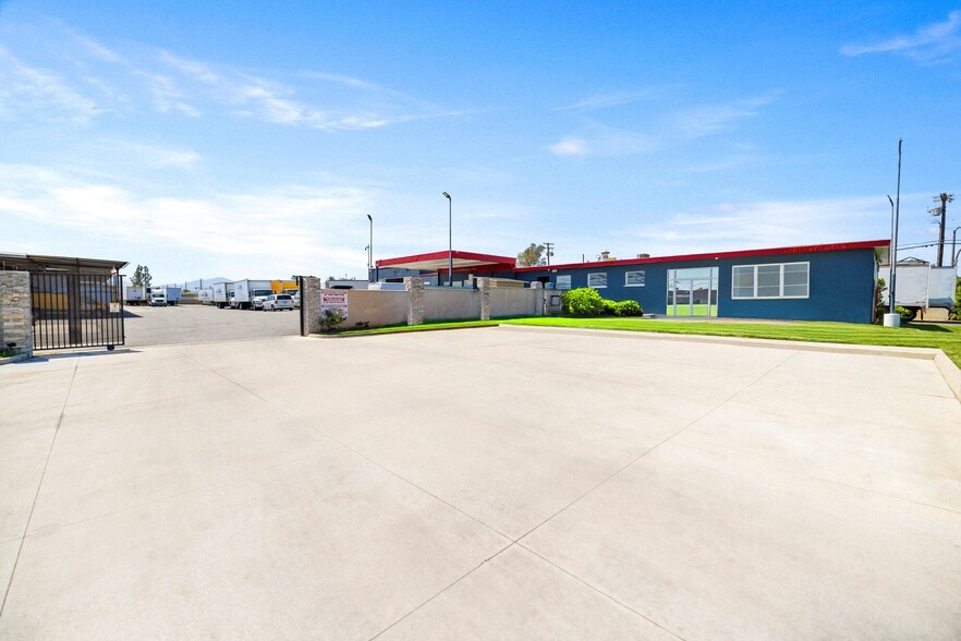 9920 Arlington Ave, Riverside, CA for sale - Building Photo - Image 1 of 11