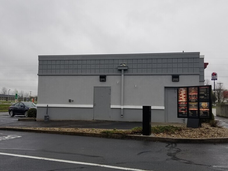 1012 N Main St, Cloverdale, IN for sale - Building Photo - Image 1 of 1