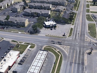 More details for 8715 W Maple St, Wichita, KS - Retail for Lease