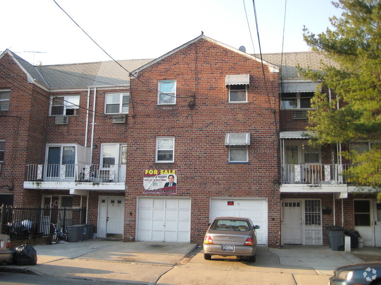5770 Xenia St, Corona, NY for sale - Primary Photo - Image 1 of 1