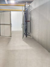 250 E Sandford Blvd, Mount Vernon, NY for lease Interior Photo- Image 1 of 3