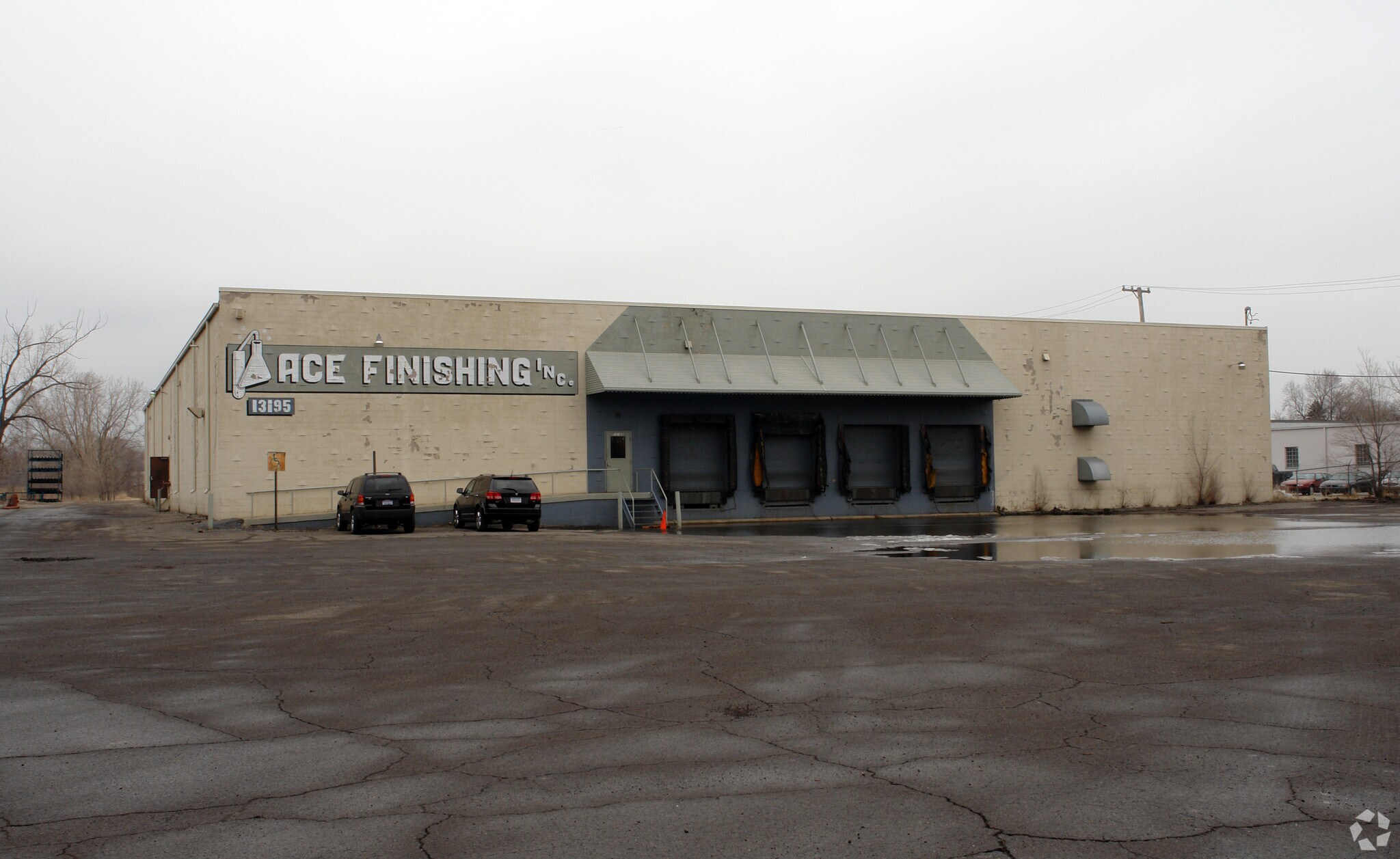 13195 E Eight Mile Rd, Warren, MI for sale Primary Photo- Image 1 of 1