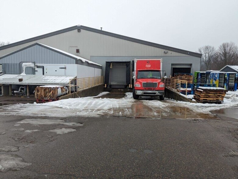 111 McCollum, Galesburg, MI 49053 111 McCollum Avenue