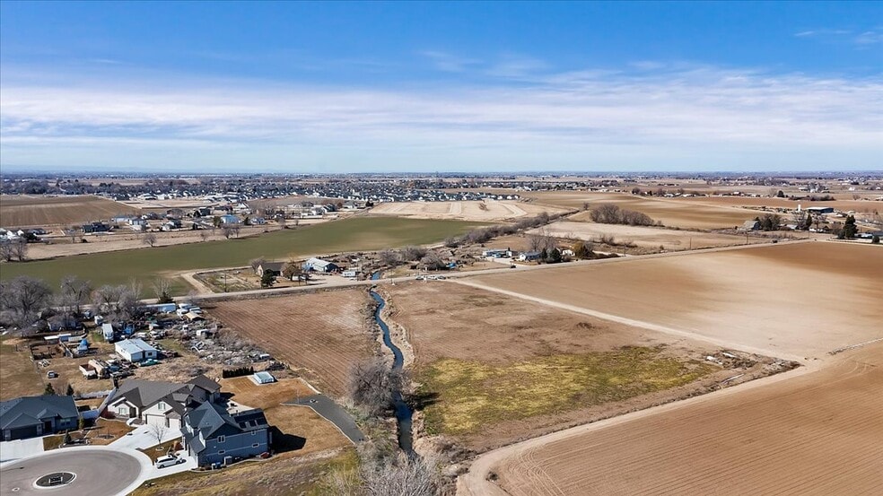 17276 11th Ave n, Nampa, ID for sale - Building Photo - Image 3 of 12