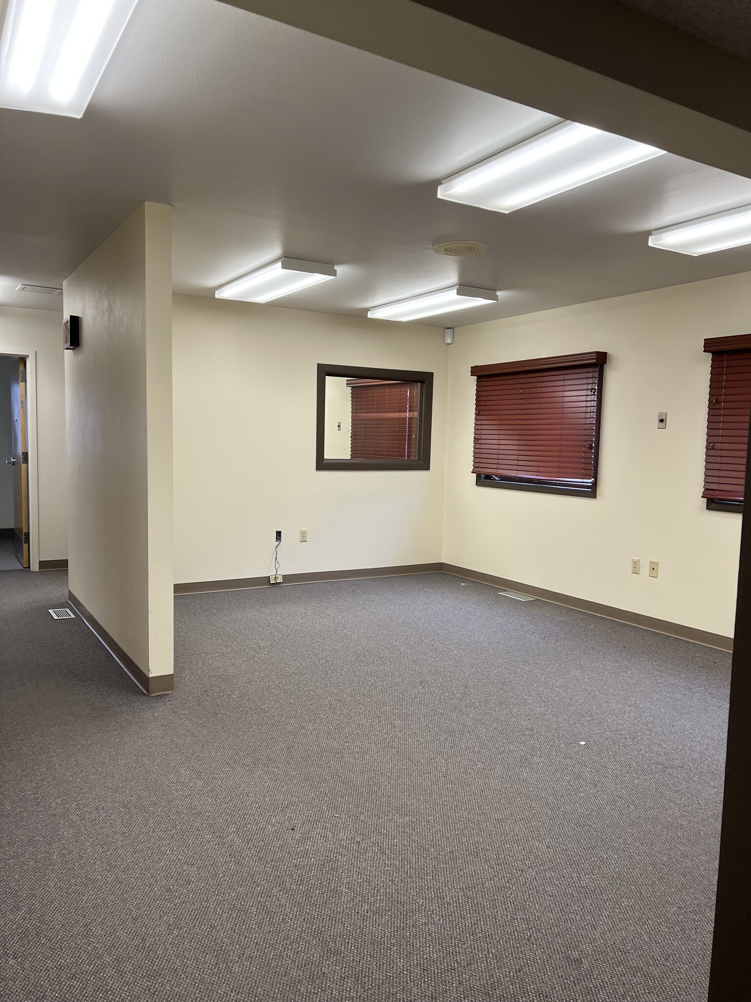 1501 S Greeley Hwy, Cheyenne, WY for lease Interior Photo- Image 1 of 13