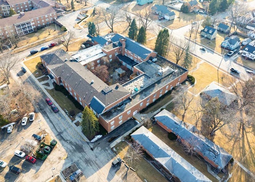 Hearthstone Communities portfolio of 7 properties for sale on LoopNet.com - Building Photo - Image 1 of 4