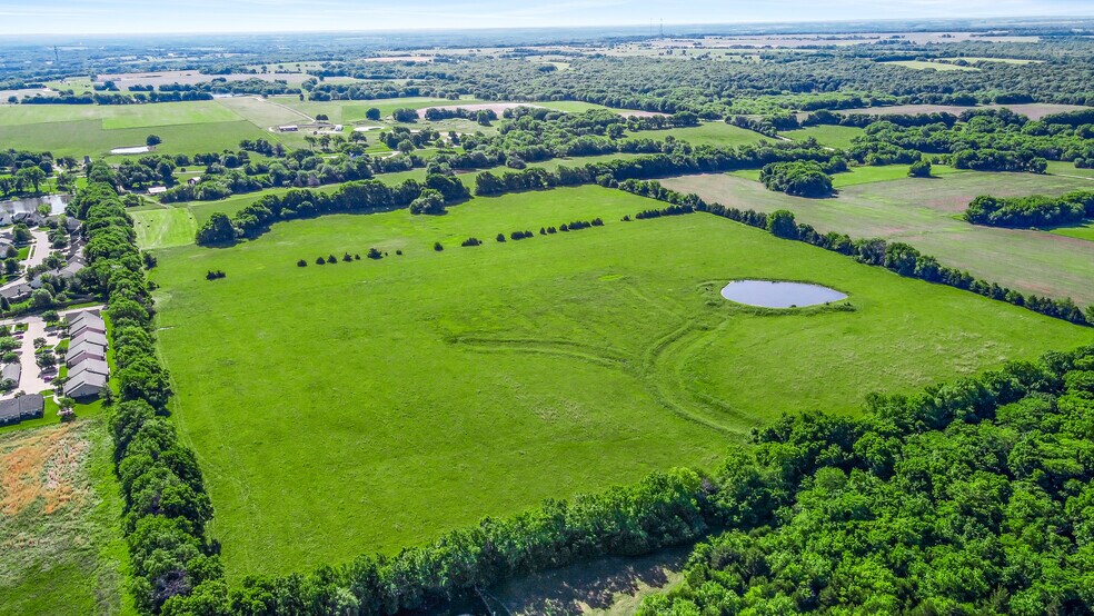 902 Harvest Drive, Louisburg, KS for sale - Aerial - Image 2 of 10