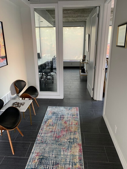 1202 Astoria Blvd, Astoria, NY for lease - Interior Photo - Image 3 of 6