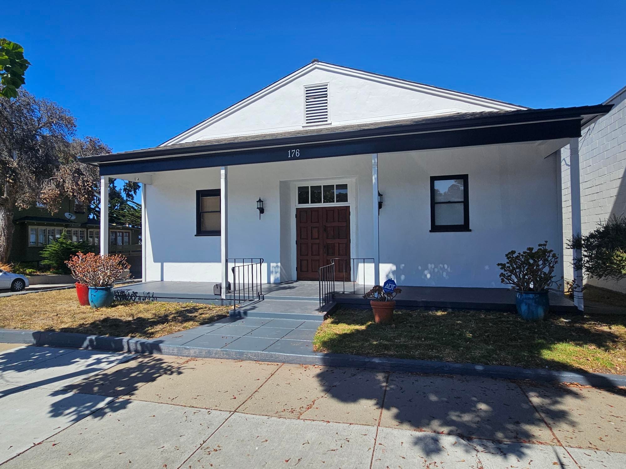 176 Central Ave, Pacific Grove, CA for lease Building Photo- Image 1 of 9