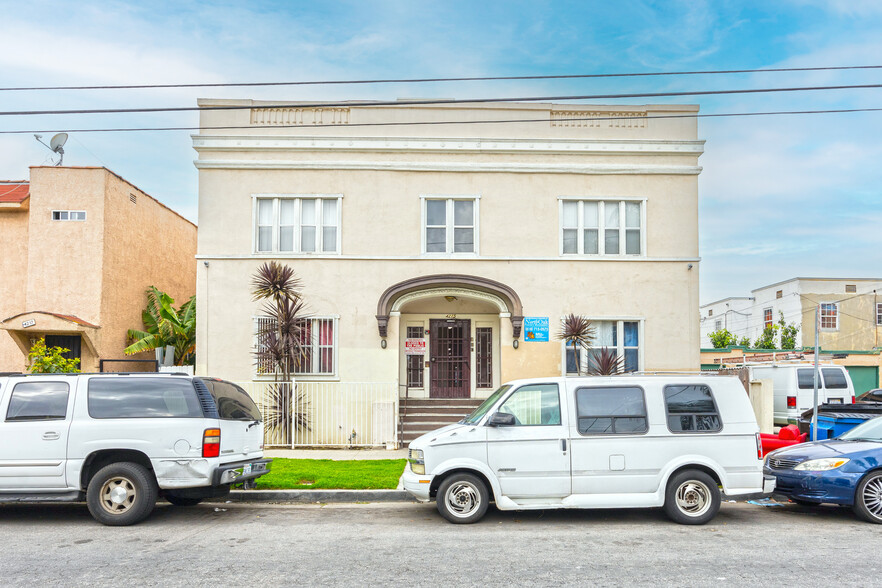 4215 S Kansas Ave, Los Angeles, CA for sale - Building Photo - Image 2 of 8