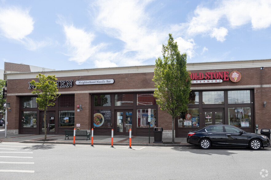 2-6 Broadway, Lynbrook, NY for lease - Building Photo - Image 3 of 6