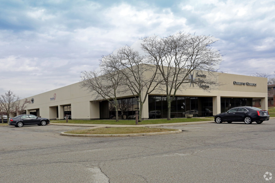 65 Airport Pky, Greenwood, IN for lease - Primary Photo - Image 1 of 7