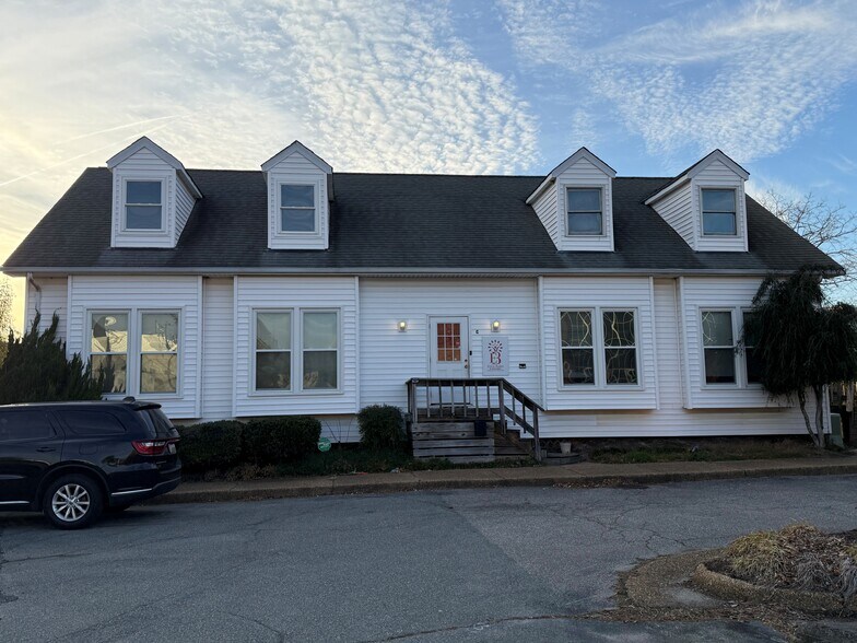 100 Bridge St, Hampton, VA for sale - Primary Photo - Image 1 of 1