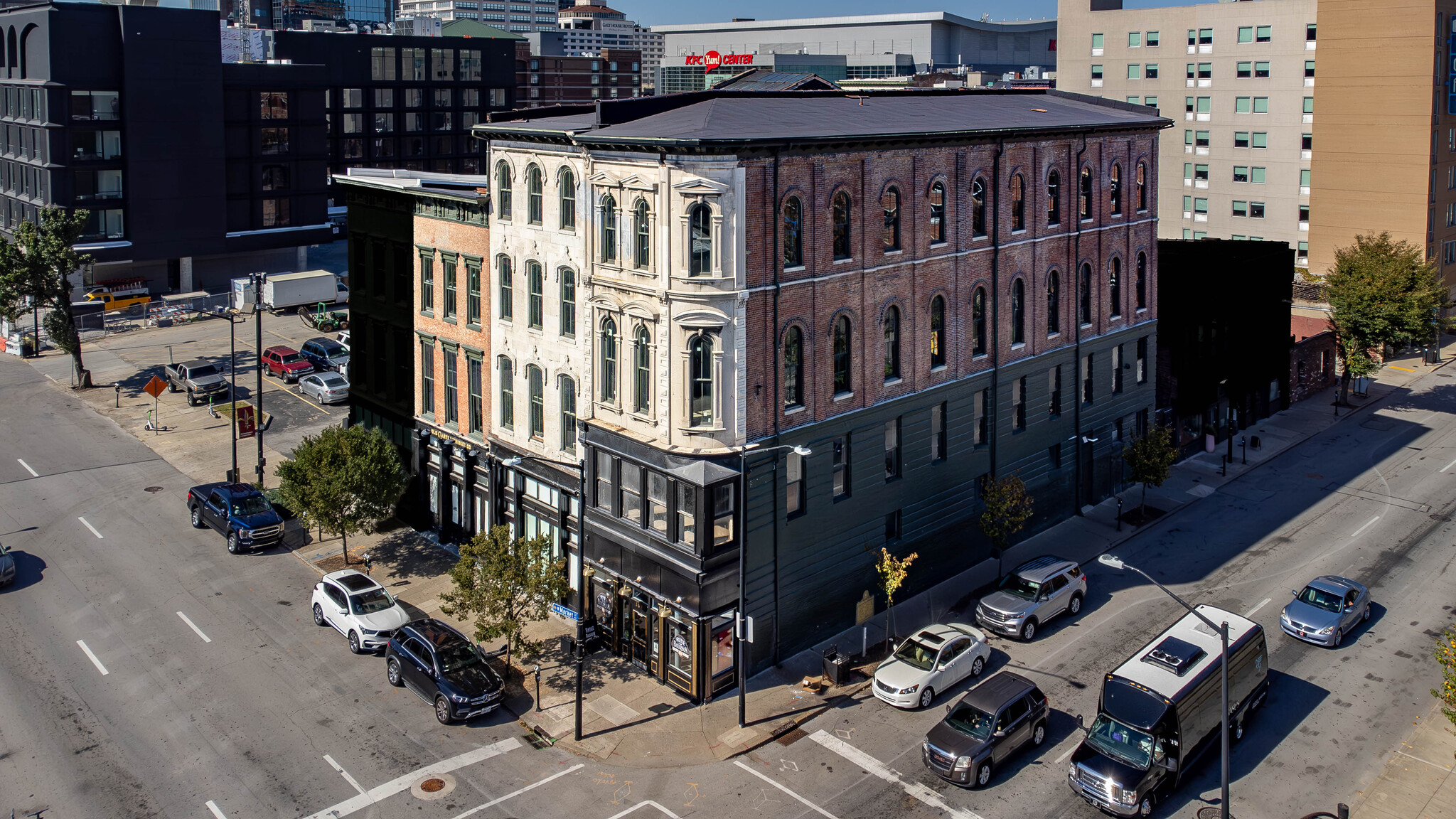 101 W Market St, Louisville, KY for sale Building Photo- Image 1 of 16