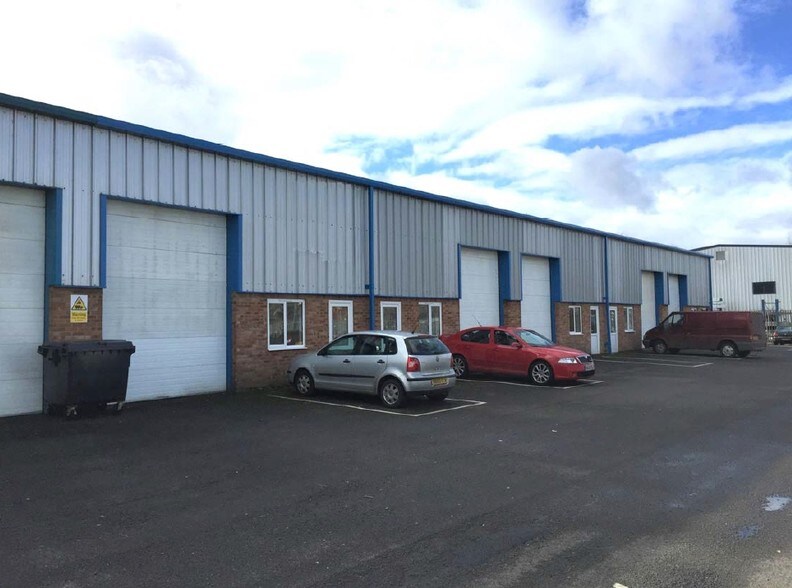 Whittle Rd, Salisbury, SP2 7YR