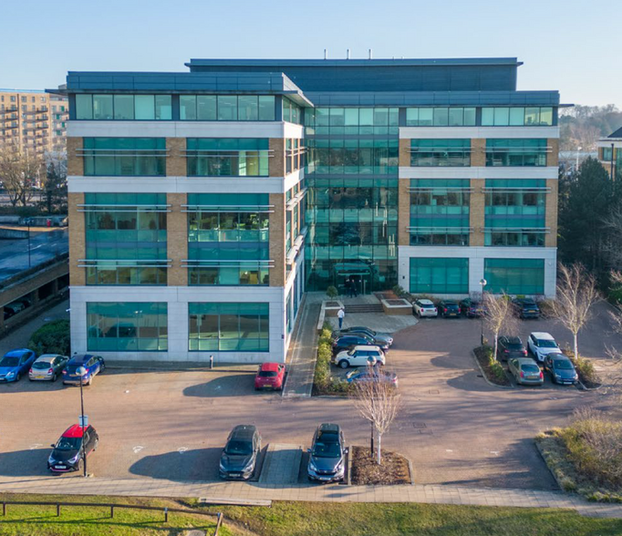 3 Arlington Sq, Bracknell for lease - Primary Photo - Image 1 of 8