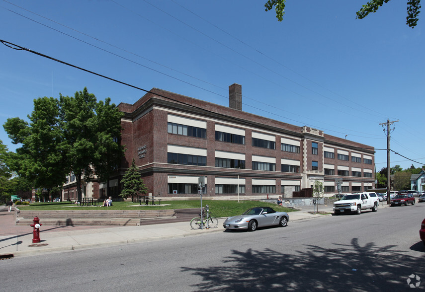 1313 5th St SE, Minneapolis, MN for sale - Primary Photo - Image 1 of 1