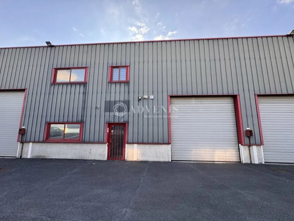 Flex in Gretz-Armainvilliers for lease Building Photo- Image 1 of 7