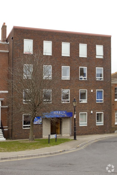 3 Market Clos, Poole for sale - Primary Photo - Image 1 of 1