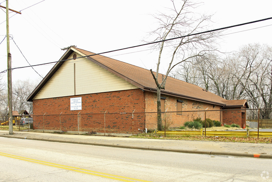 647 E 140th St, Cleveland, OH for sale - Primary Photo - Image 1 of 1